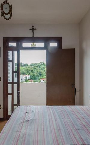 Casa à venda com 427m², 6 quartos e 6 vagasQuarto 4