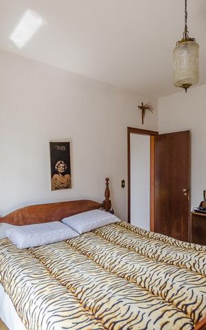 Casa à venda com 427m², 6 quartos e 6 vagasSuíte