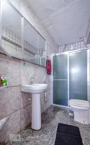 Casa à venda com 427m², 6 quartos e 6 vagasBanheiro
