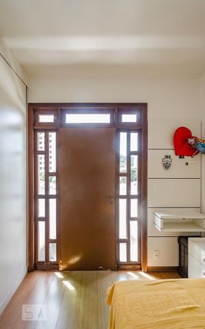 Casa à venda com 427m², 6 quartos e 6 vagasvaranda Quarto 2