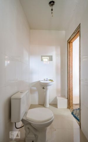 Casa à venda com 427m², 6 quartos e 6 vagasBanheiro de Serviço