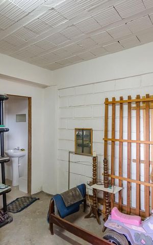 Casa à venda com 427m², 6 quartos e 6 vagasQuarto de Serviço