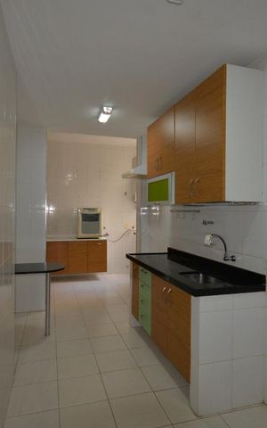 Apartamento à venda com 92m², 2 quartos e 1 vagaCozinha