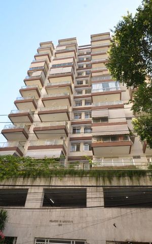 Apartamento à venda com 92m², 2 quartos e 1 vagaFachada