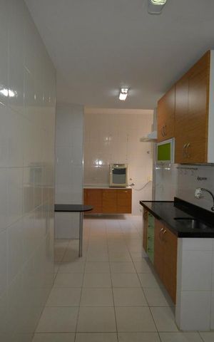 Apartamento à venda com 92m², 2 quartos e 1 vagaCozinha