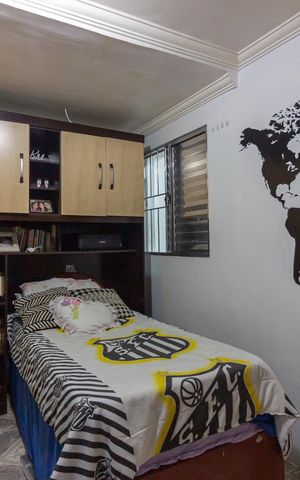 Casa à venda com 300m², 3 quartos e 2 vagasQuarto 2