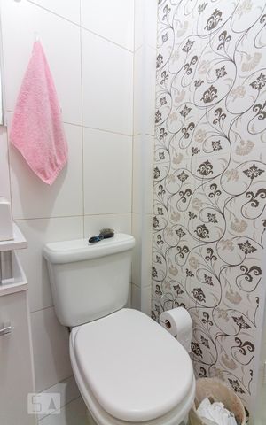 Casa à venda com 300m², 3 quartos e 2 vagasBanheiro