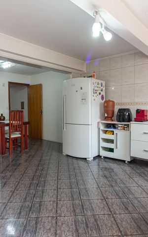 Casa à venda com 300m², 3 quartos e 2 vagasCozinha