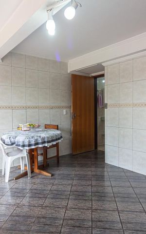 Casa à venda com 300m², 3 quartos e 2 vagasCozinha