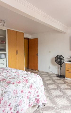 Casa à venda com 300m², 3 quartos e 2 vagasQuarto 1