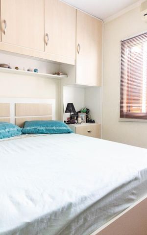 Casa à venda com 200m², 4 quartos e 3 vagas Casa à venda com 200m², 4 quartos e 3 vagasSuíte