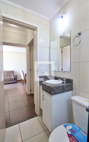 Apartamento para alugar com 48m², 2 quartos e 1 vagaBanheiro Social