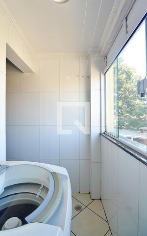 Apartamento para alugar com 48m², 2 quartos e 1 vagaÁrea de Serviço