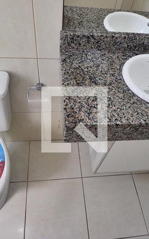 Apartamento para alugar com 48m², 2 quartos e 1 vagaBanheiro do Quarto 1 - Suíte