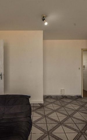 Apartamento à venda com 90m², 3 quartos e sem vagaSala
