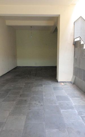Casa à venda com 275m², 3 quartos e 3 vagasGaragem
