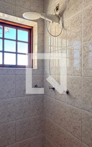 Casa para alugar com 440m², 8 quartos e 2 vagas Casa para alugar com 440m², 8 quartos e 2 vagasBanheiro da Suíte 1