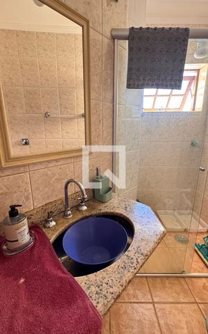 Casa para alugar com 440m², 8 quartos e 2 vagas Casa para alugar com 440m², 8 quartos e 2 vagasBanheiro da Suíte