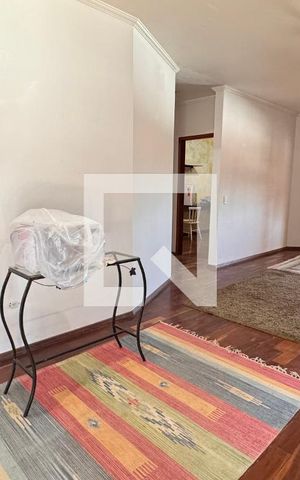 Casa para alugar com 440m², 8 quartos e 2 vagas Casa para alugar com 440m², 8 quartos e 2 vagasSala Casa 1