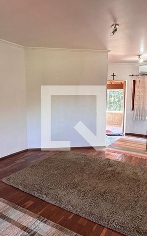 Casa para alugar com 440m², 8 quartos e 2 vagas Casa para alugar com 440m², 8 quartos e 2 vagasSala Casa 1