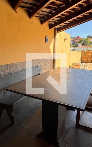 Casa para alugar com 440m², 8 quartos e 2 vagas Casa para alugar com 440m², 8 quartos e 2 vagasChurrasqueira