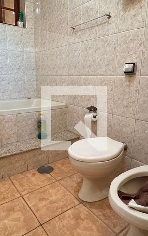 Casa para alugar com 440m², 8 quartos e 2 vagas Casa para alugar com 440m², 8 quartos e 2 vagasBanheiro da Suíte 1