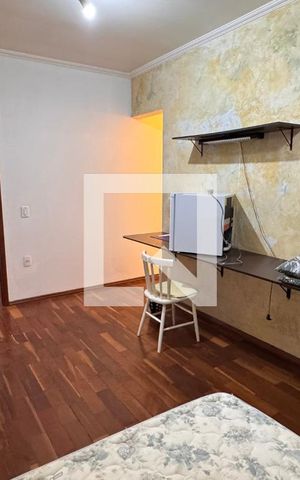 Casa para alugar com 440m², 8 quartos e 2 vagas Casa para alugar com 440m², 8 quartos e 2 vagasQuarto 3 Casa 1