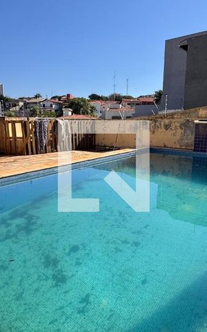 Casa para alugar com 440m², 8 quartos e 2 vagas Casa para alugar com 440m², 8 quartos e 2 vagasPiscina