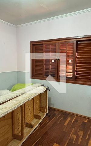 Casa para alugar com 440m², 8 quartos e 2 vagas Casa para alugar com 440m², 8 quartos e 2 vagasQuarto 2 Casa 1
