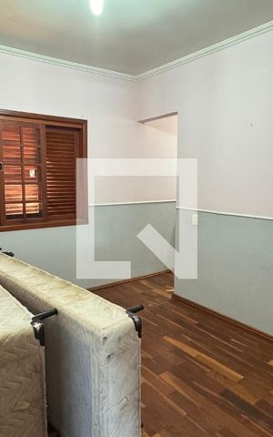 Casa para alugar com 440m², 8 quartos e 2 vagas Casa para alugar com 440m², 8 quartos e 2 vagasQuarto 2 Casa 1
