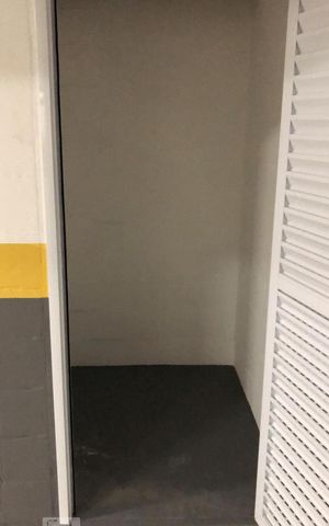 Studio para alugar com 38m², 1 quarto e 1 vaga Studio para alugar com 38m², 1 quarto e 1 vagaDepósito