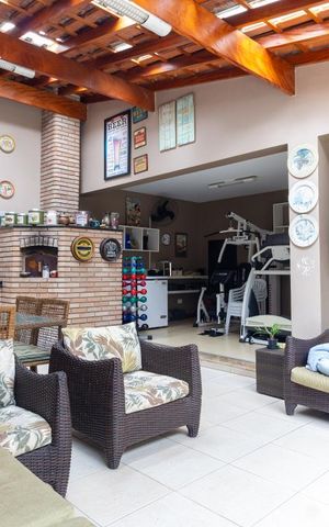 Casa para alugar com 300m², 4 quartos e 2 vagasChurrasqueira