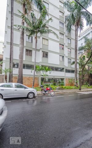 Apartamento para alugar com 63m², 2 quartos e 1 vagaFachada