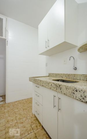 Apartamento para alugar com 63m², 2 quartos e 1 vagaCozinha