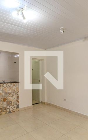 Casa à venda com 83m², 2 quartos e sem vagaSala