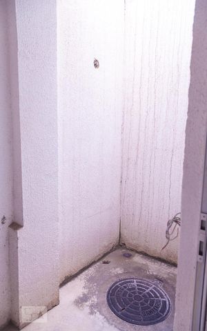 Casa de condomínio à venda com 70m², 2 quartos e 1 vaga Casa de condomínio à venda com 70m², 2 quartos e 1 vagaDetalhe da area de serviço