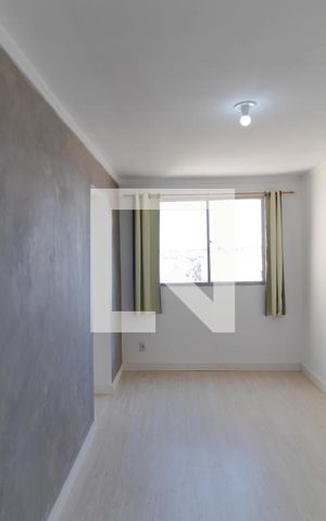 Apartamento para alugar com 44m², 2 quartos e 1 vaga Apartamento para alugar com 44m², 2 quartos e 1 vagaSalas