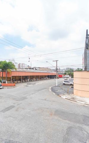 Casa à venda com 160m², 3 quartos e 2 vagas Casa à venda com 160m², 3 quartos e 2 vagasVista da Varanda dos Quartos