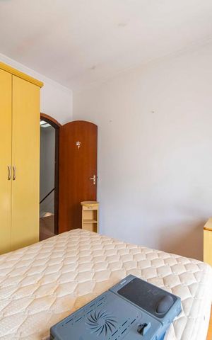 Casa à venda com 160m², 3 quartos e 2 vagas Casa à venda com 160m², 3 quartos e 2 vagasQuarto 1