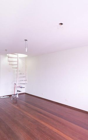 Apartamento para alugar com 223m², 3 quartos e 1 vaga Apartamento para alugar com 223m², 3 quartos e 1 vagaSala
