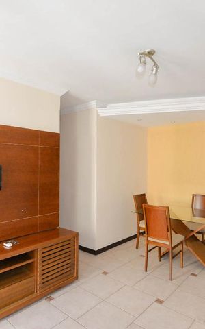 Apartamento à venda com 74m², 2 quartos e 1 vaga Apartamento à venda com 74m², 2 quartos e 1 vagaSala