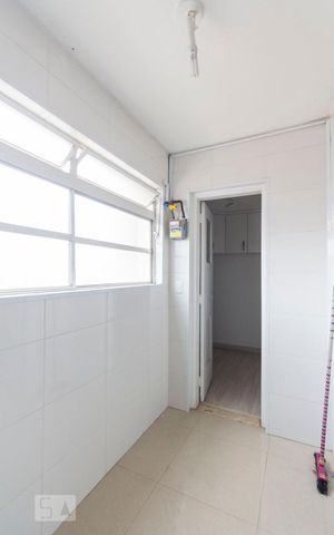 Apartamento para alugar com 69m², 2 quartos e 1 vagaÁrea de Serviço