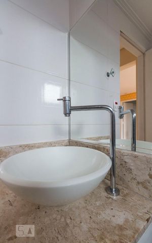 Apartamento para alugar com 69m², 2 quartos e 1 vagaBanheiro Social