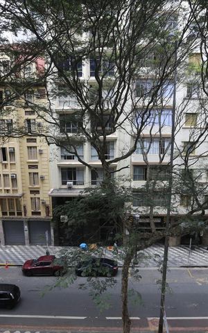 Apartamento à venda com 110m², 4 quartos e sem vagaVista
