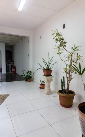 Casa à venda com 180m², 3 quartos e sem vaga