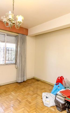 Casa à venda com 650m², 6 quartos e 6 vagasDormitorio 4 Inferior