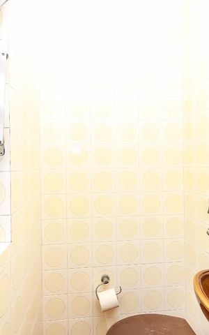 Casa à venda com 650m², 6 quartos e 6 vagasBanheiro