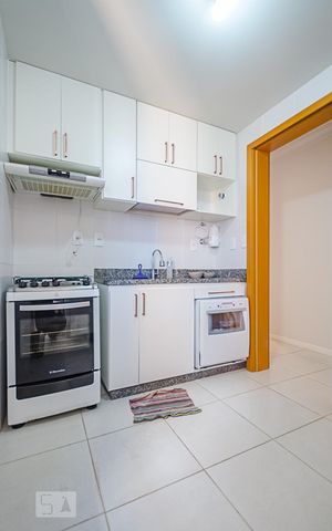 Apartamento para alugar com 90m², 3 quartos e 2 vagasCozinha