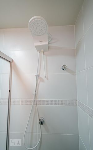 Apartamento para alugar com 90m², 3 quartos e 2 vagasBanheiro Social