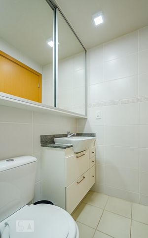 Apartamento para alugar com 90m², 3 quartos e 2 vagasBanheiro Social